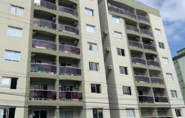 Compro apartamento em Camboriú e dou de entrada esse apartamento em Brusque + dinheiro