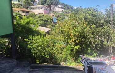 Casa com vista mar a venda no bairro Prado em Biguaçu