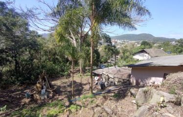 Casa á Venda em Bombinhas