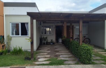 Casa a Venda em Biguaçu em Condomínio fechado