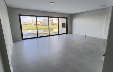 CASA EM CONDOMÍNIO FECHADO (DELTAVILLE AQUA)