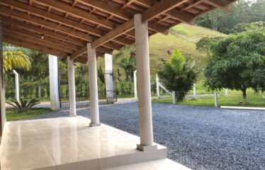 SÍTIO COMPLETO A VENDA EM MAJOR GERCINO – CONFORTO, LAZER E CONTATO COM A NATUREZA!