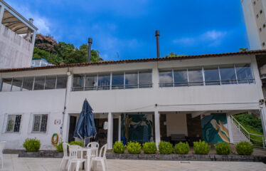 Apartamento com 1 quarto e 47m² à venda em Carvoeira, Florianópolis.