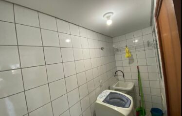 Apartamento com 1 quarto e 47m² à venda em Carvoeira, Florianópolis.